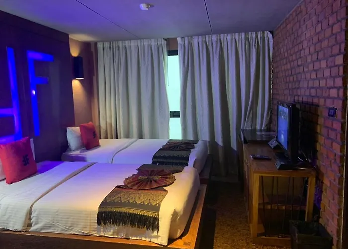 Hotel The Fusion 3*